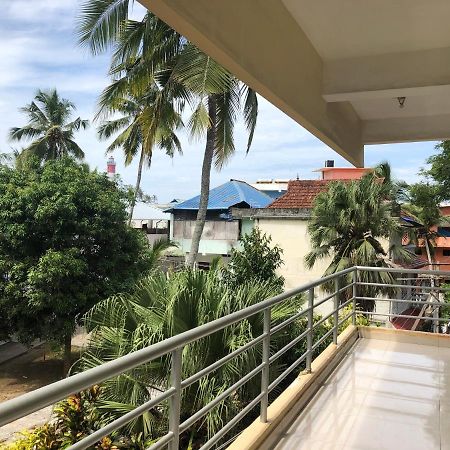 Sandy Beach Hotel Тривандрум Экстерьер фото
